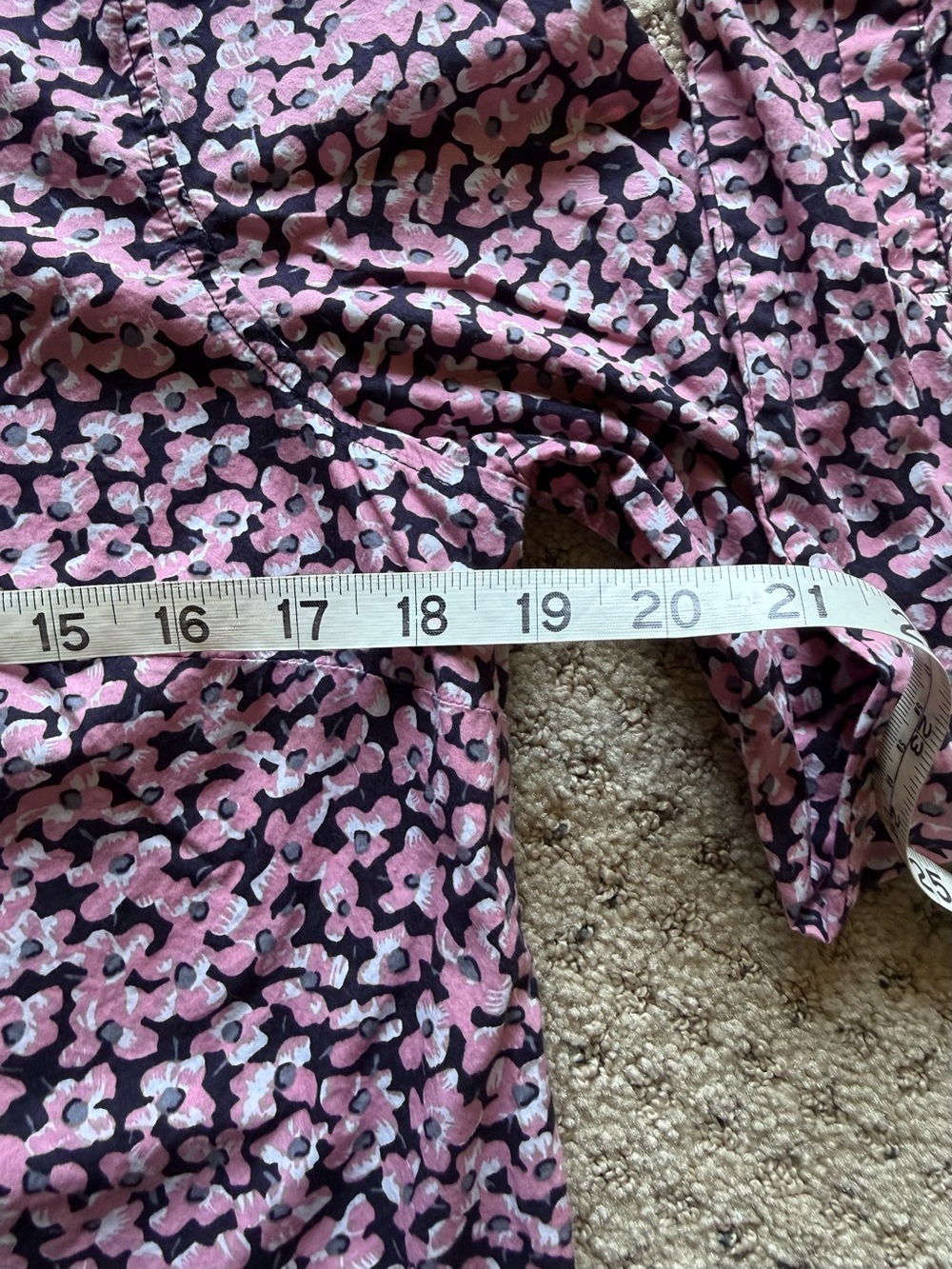 Talbots Women’s Pink Floral Button-Down Collared Shirt Size 8 - Picture 5 of 9